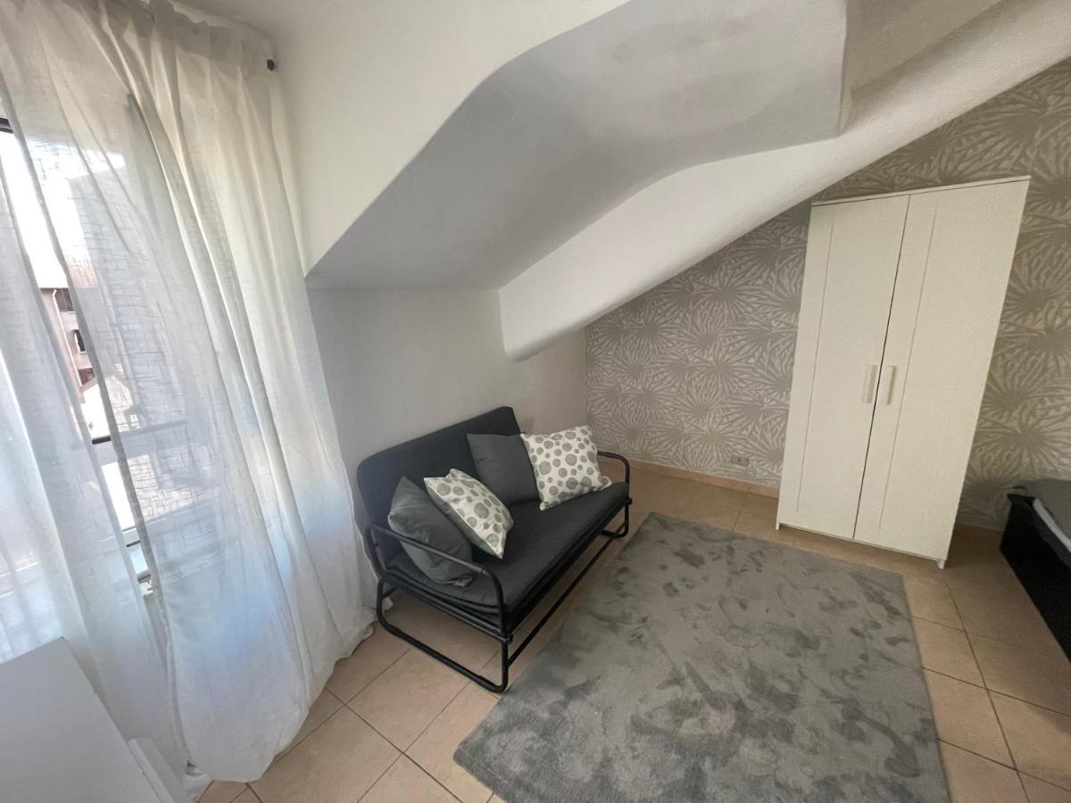 Mansarda Di Nolo-Mm Pasteur-Red Line Leilighet Milano Eksteriør bilde